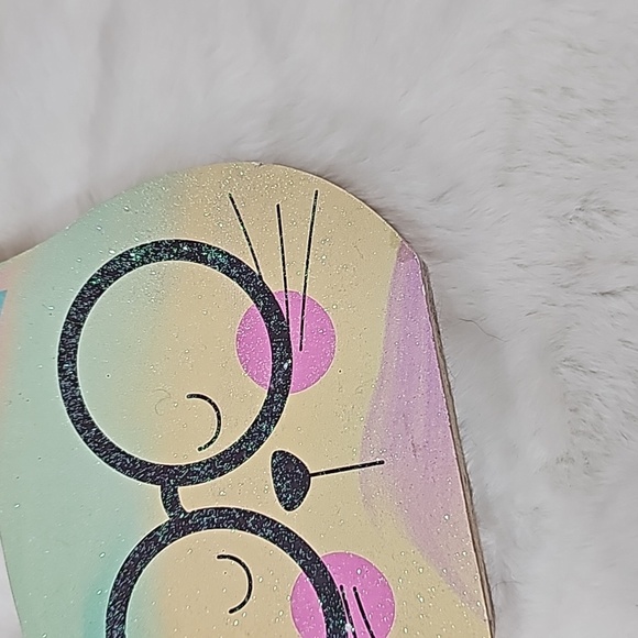 Cat with Glasses Wooden Table Decor - Picture 4 of 4